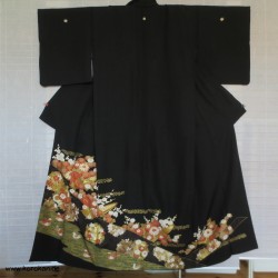 Tomesode Seiden Kimono...