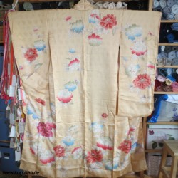 Furisode Seiden Kimono mit...